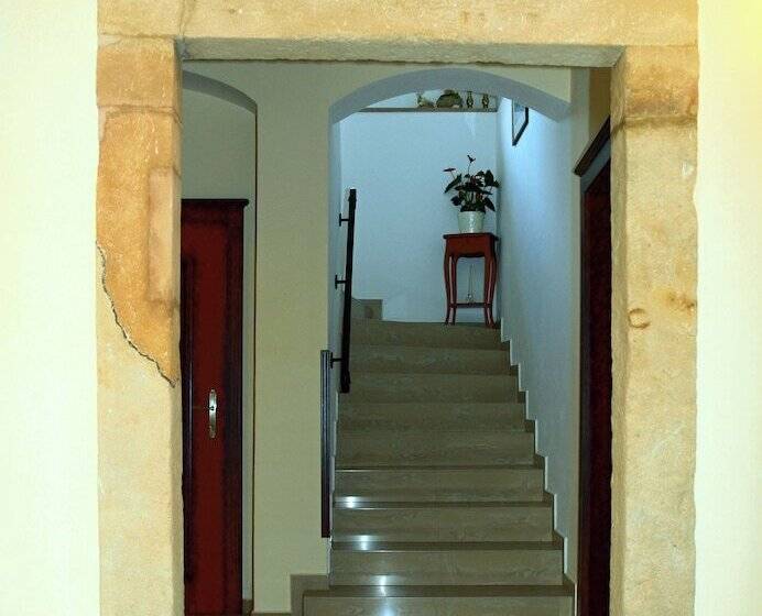 فندق U Krále