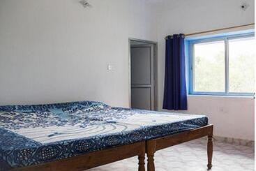 هاستل Tara Guest House