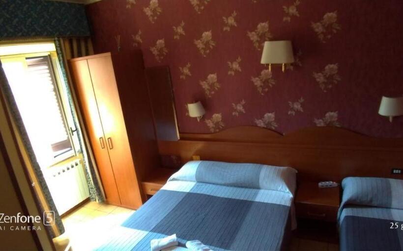 پانسیون Termini Station Rooms Holidays