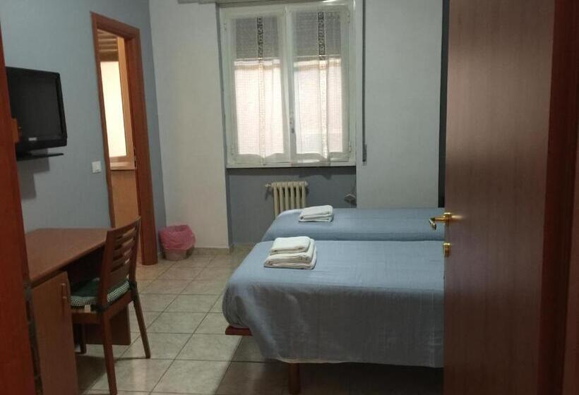 پانسیون Termini Station Rooms Holidays