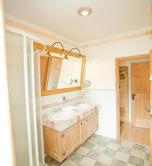 Piccolohotel Tempele Garni