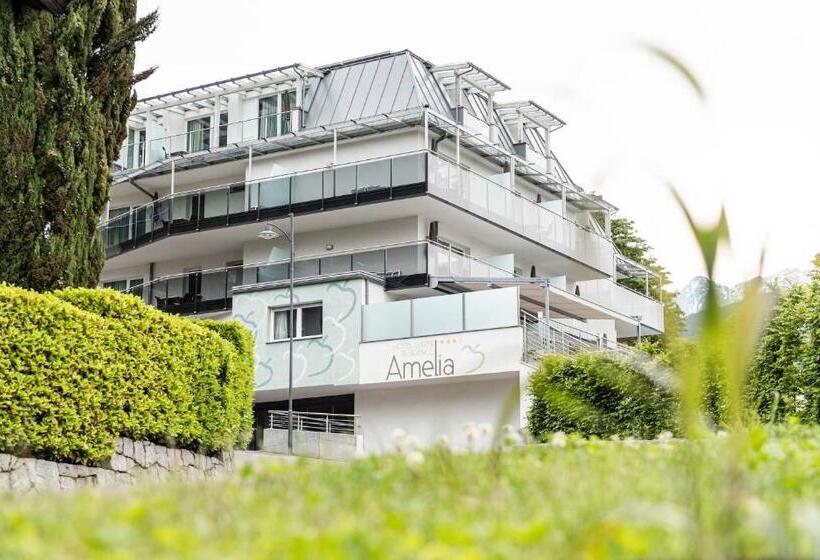 Amelia Apartments