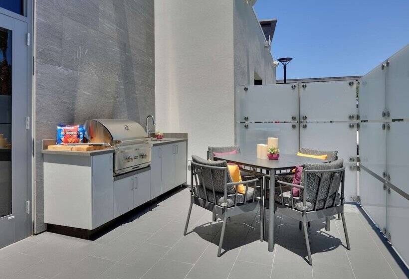 هتل Homewood Suites By Hilton Irvine Spectrum Lake Forest