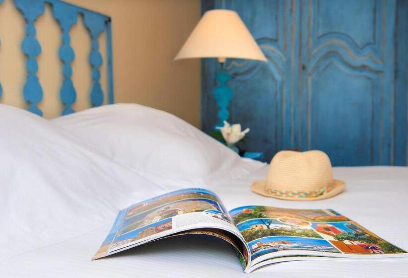 فندق Le Suffren Hôtel