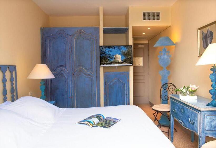 فندق Le Suffren Hôtel