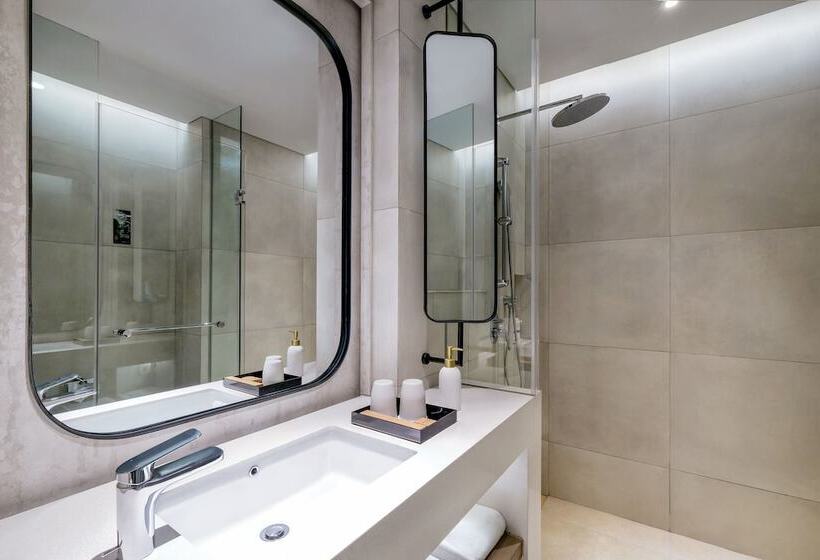 هتل Mercure Tangerang Centre