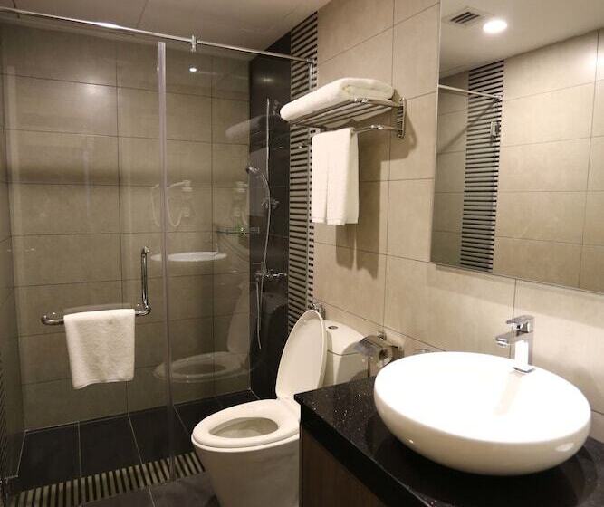 هتل Nexus Regency Suites &
