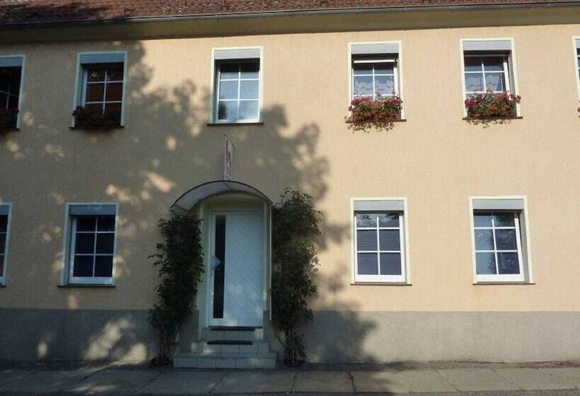 Bed and Breakfast Pension Hartmann