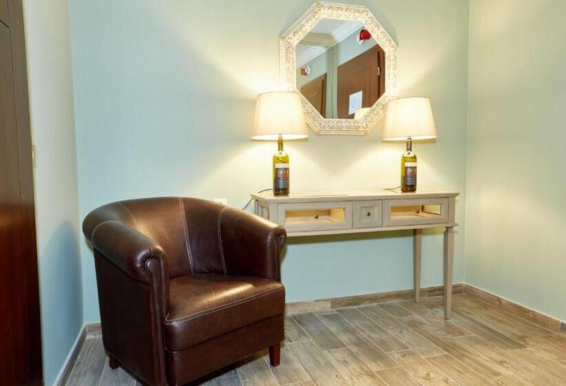 Crocus Gere Bor Hotel Resort & Wine Spa