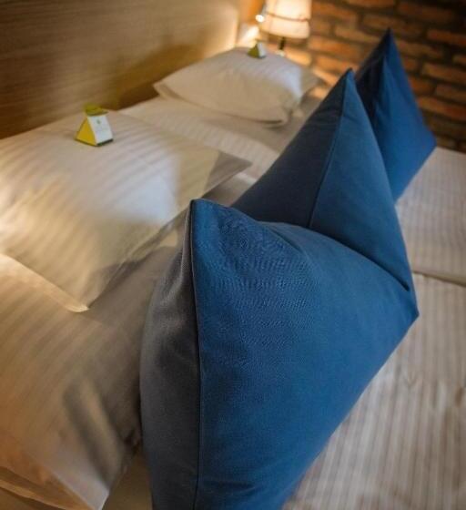 Crocus Gere Bor Hotel Resort & Wine Spa