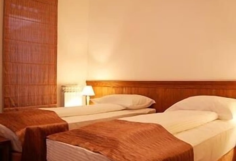 Garni Hotel Konak
