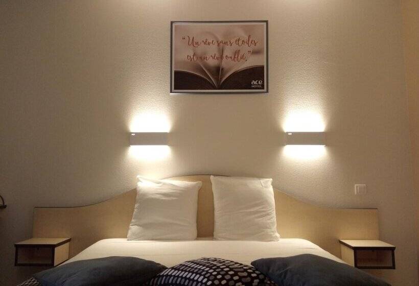 هتل Ace Hôtel Vendée Saint Hermine