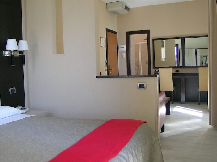 هتل Albergo La Marina B&b