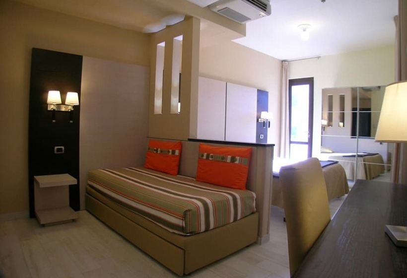 هتل Albergo La Marina B&b