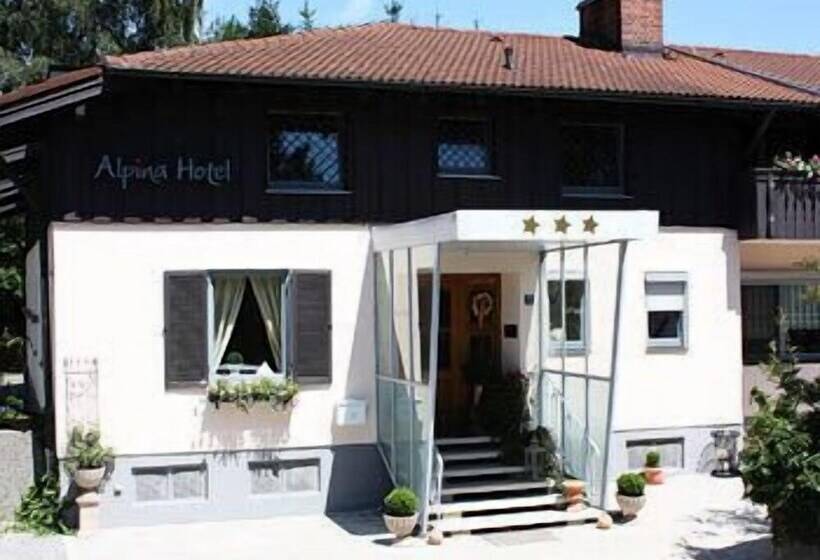 فندق Alpina