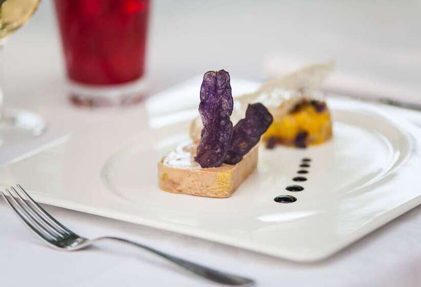 בית מלון כפרי Chateau De Fleurville