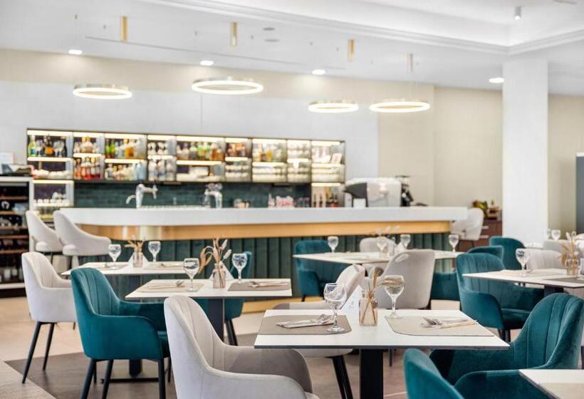 Corso Hotel Pécs