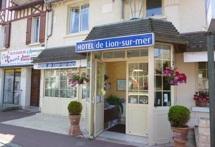 Hotel De Lion Sur Mer