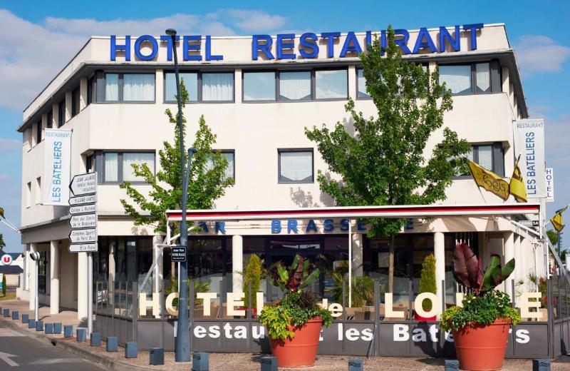 هتل De Loire Et Restaurant Les Bateliers