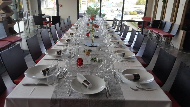 هتل De Loire Et Restaurant Les Bateliers