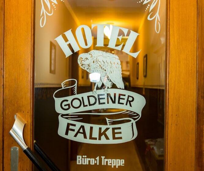 Hotel Goldener Falke