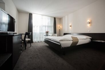 هتل Grand Hôtel Les Endroits