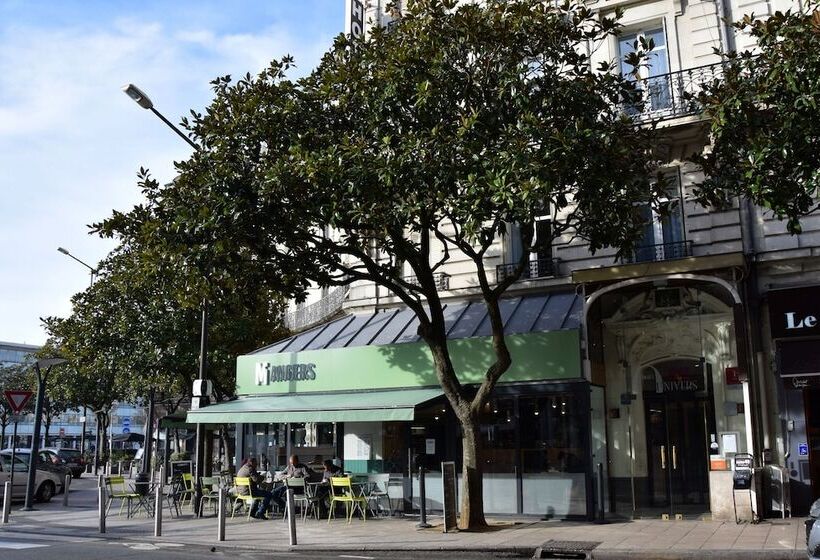 هتل Hôtel Suzane