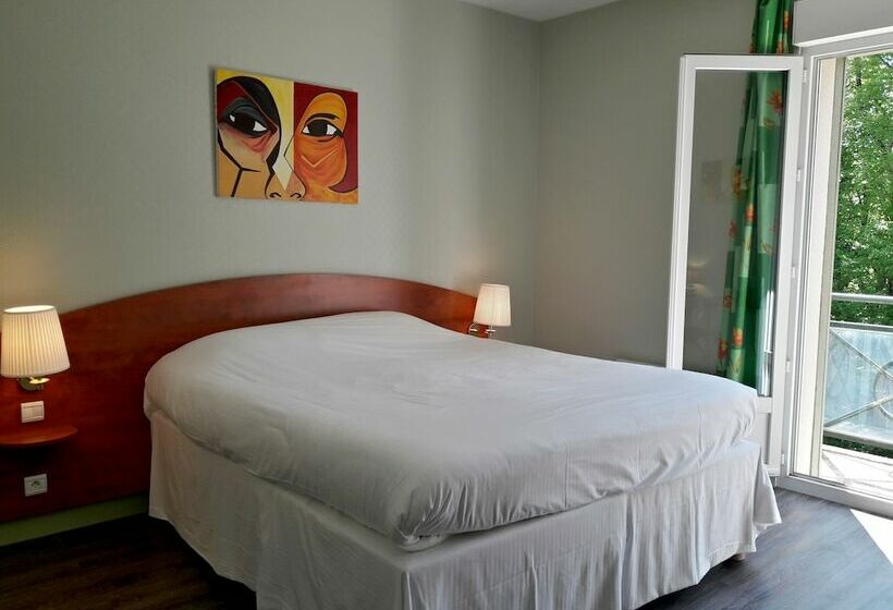 בית מלון כפרי Logis Hôtel   Restaurant Le Tulipier