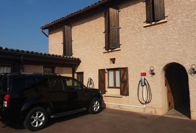 فندق Le Relais Des Dix Crus   Logis Hôtel B&b