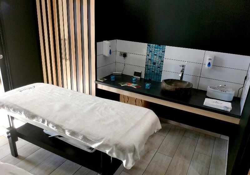 בית מלון כפרי Logis Hôtel Et Spa Chez Camillou