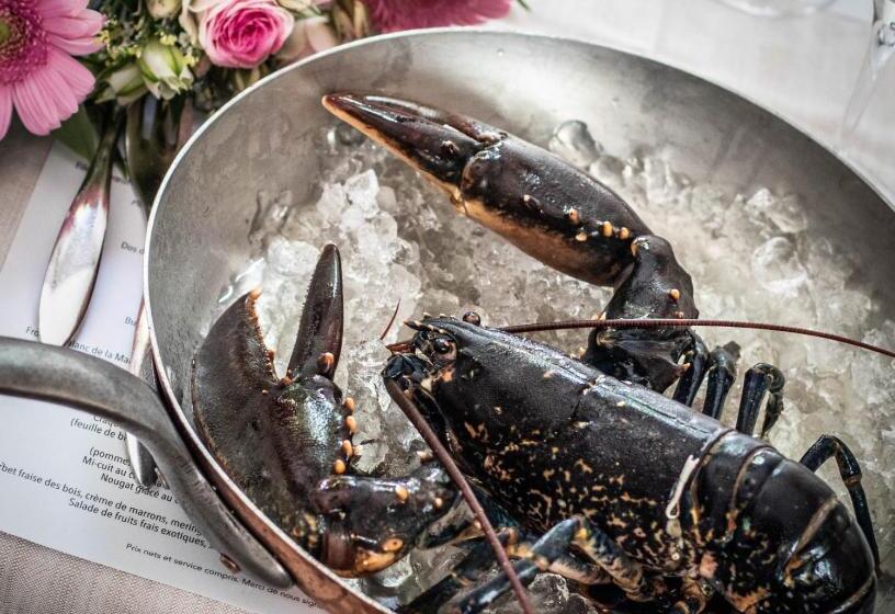 ホテル Logis Hôtel Tante Yvonne & Son Restaurant Semi Gastronomique   Lyon Nord