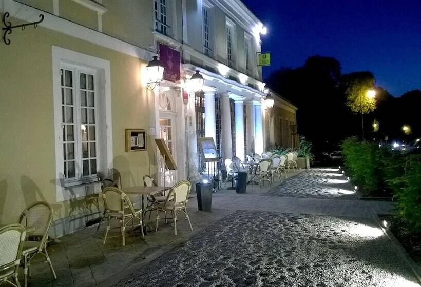 هتل Relais Saint Louis, Logis