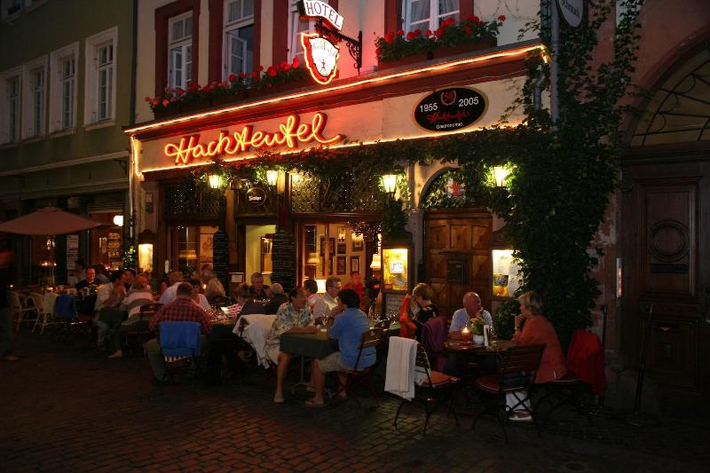 هتل Restaurant Hackteufel