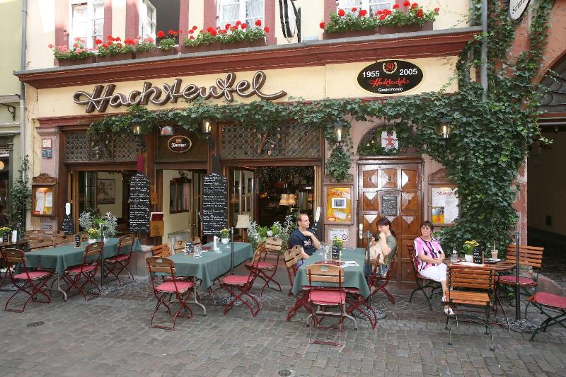 هتل Restaurant Hackteufel