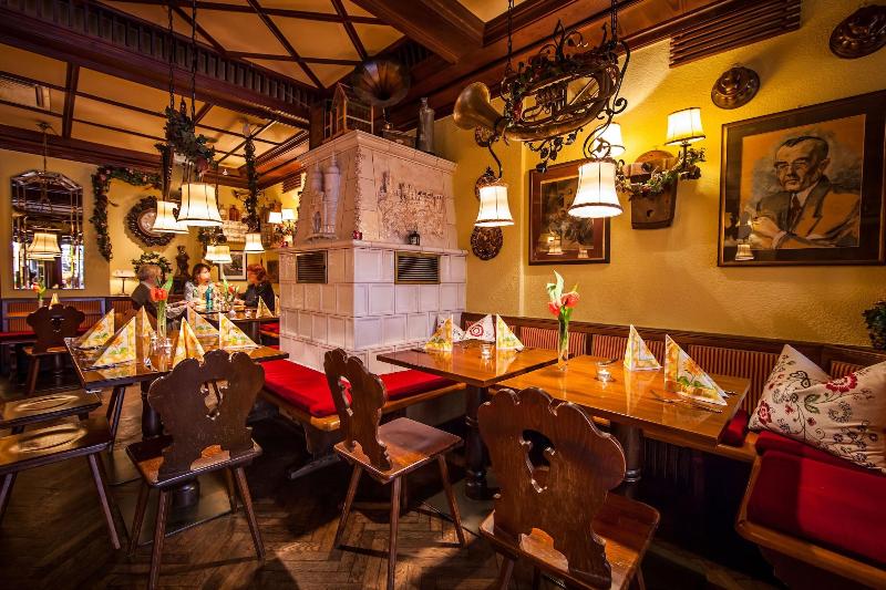 هتل Restaurant Hackteufel