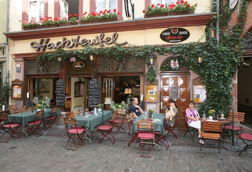 هتل Restaurant Hackteufel