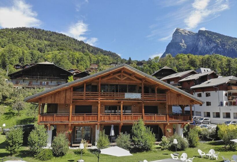 اقامتگاه Logis Hotel Gai Soleil
