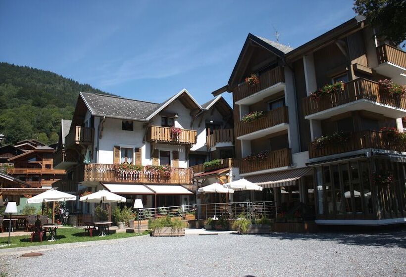 اقامتگاه Logis Hotel Gai Soleil