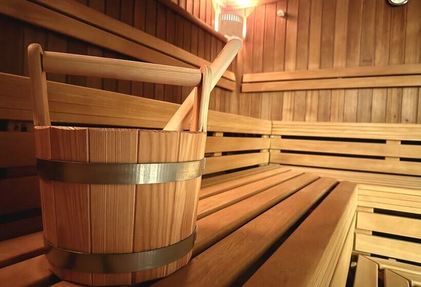 Seven Alpina Boutique