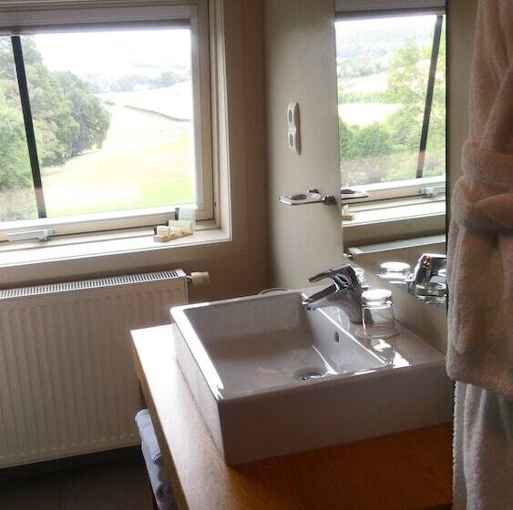 Chateau Hotel De Belmesnil