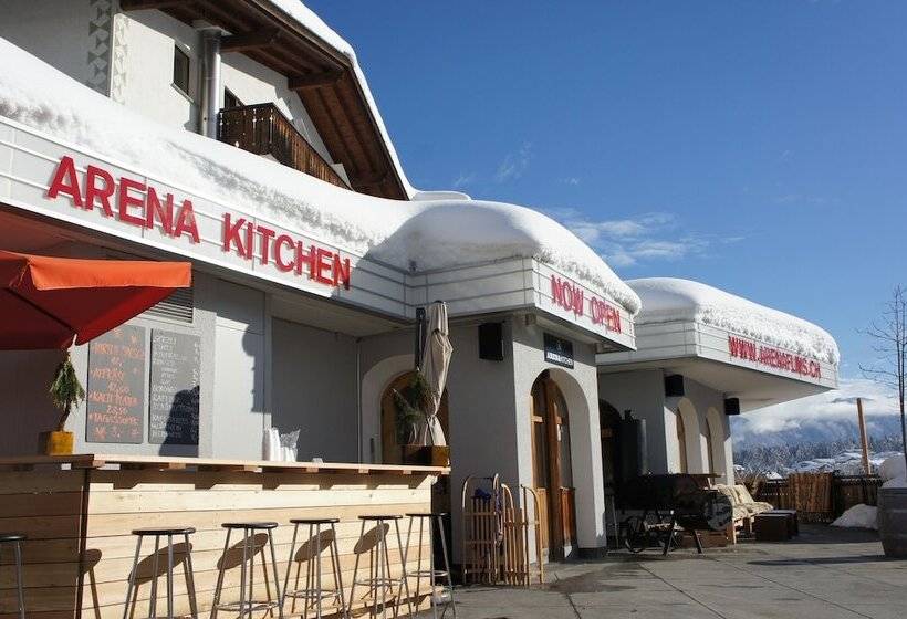 هتل Arena Lodge
