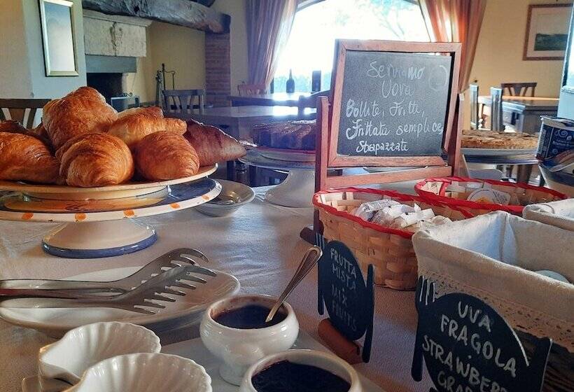 Hotel Borgo Livernano   Farmhouse With Pool