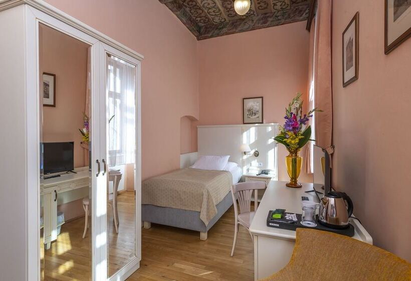 Fotos del hotel Cerny Slon:  17
