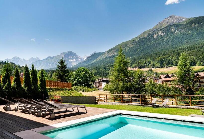 هتل Corona Dolomites
