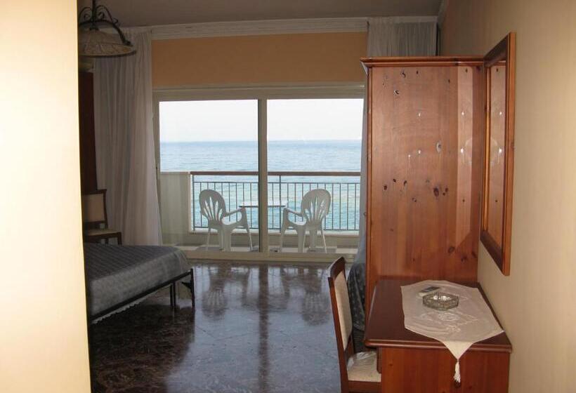 هتل Costa Azzurra