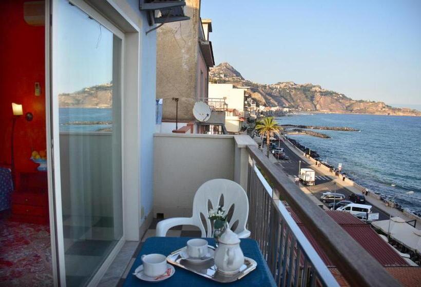 هتل Costa Azzurra