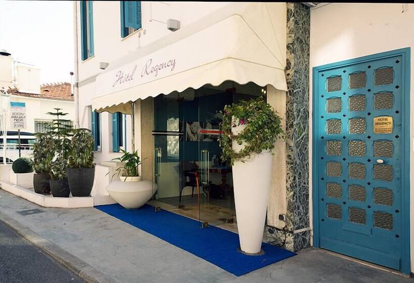 هتل De Charme Regency