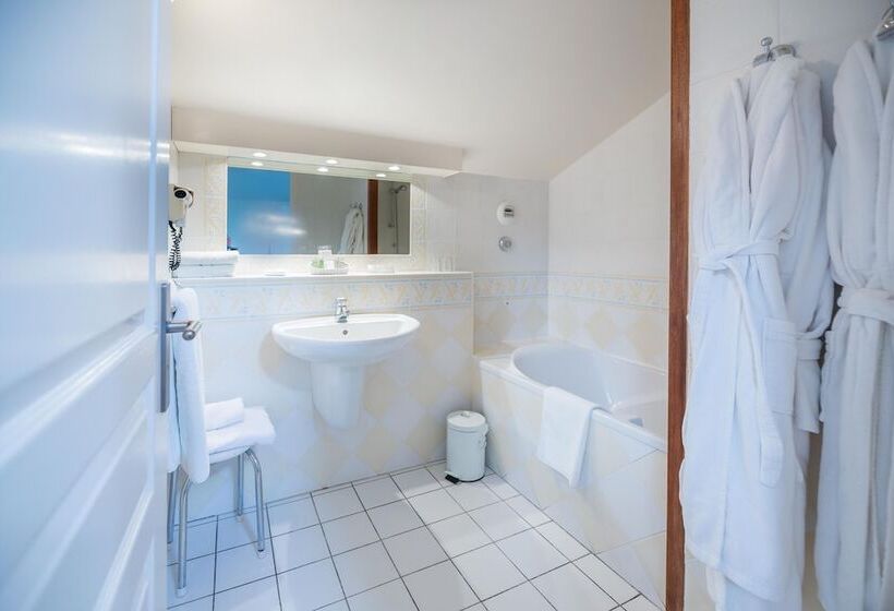 فندق Hôtel Ithurria