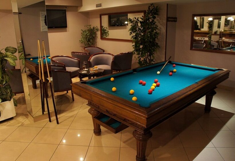 호텔 Le Grand Monarque