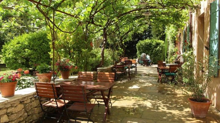 호텔 Hôtel Le Mas Des Grès & Restaurant Sous Les Platanes